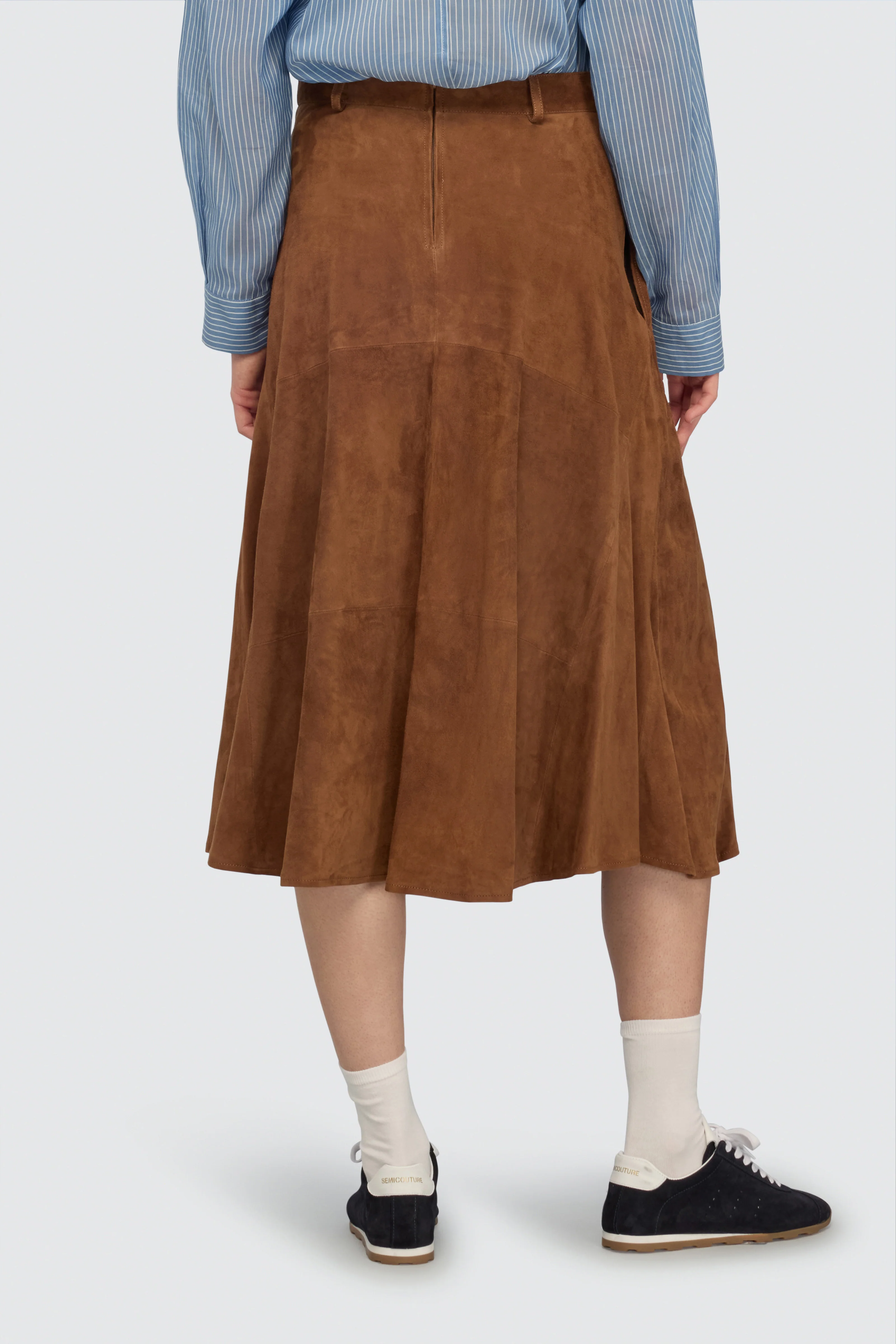 GONNA LAURENCIA - Image 3