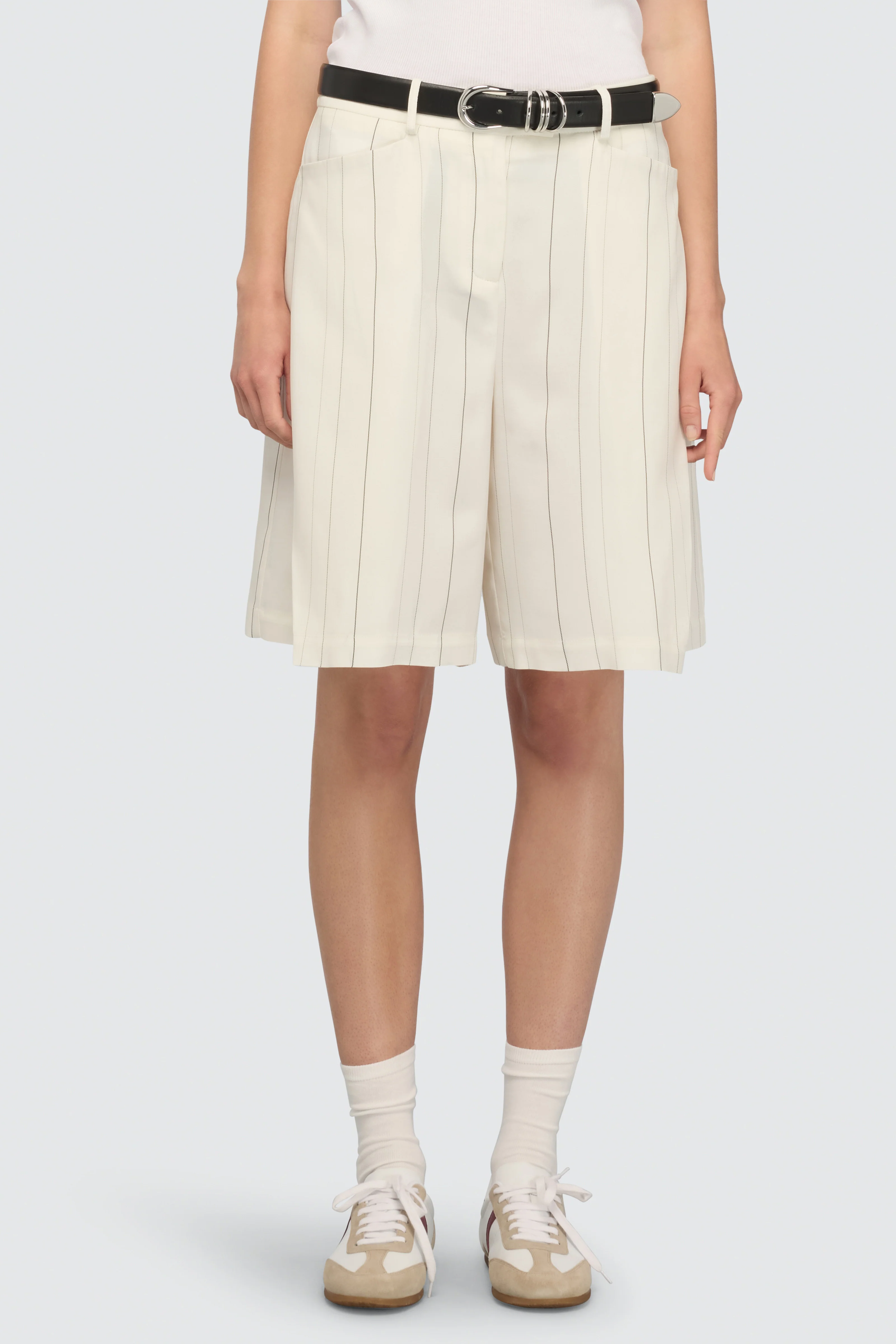 SHORT PALOMA - Image 2