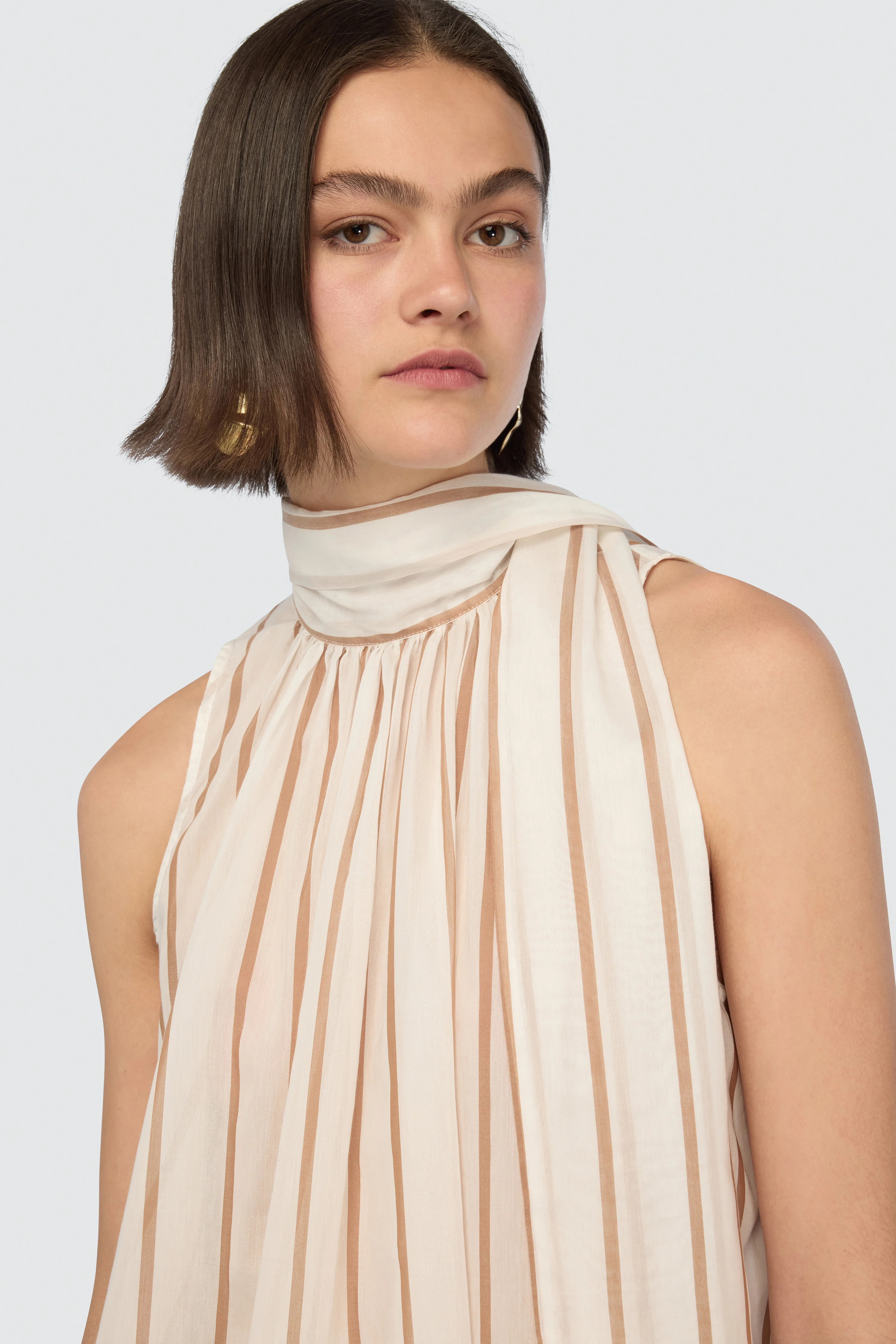 TOP JANA - Image 4